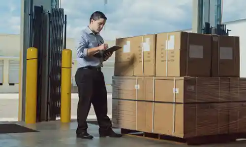 Image for the question: How are LTL rates calculated?